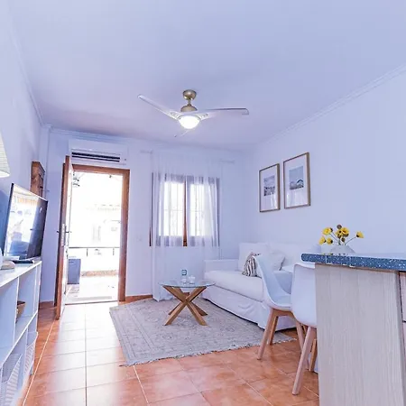 1-bedroom For Rent In En Frutales Торевьиа