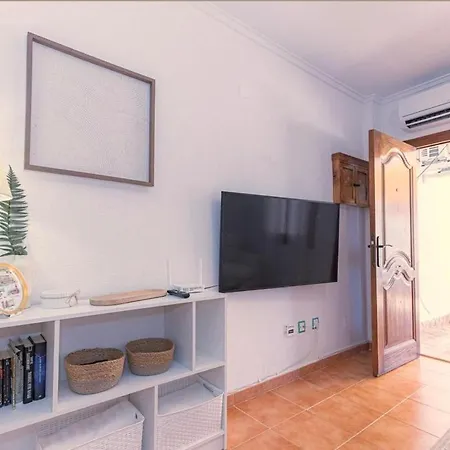 1-bedroom For Rent In En Frutales Апартаменты *